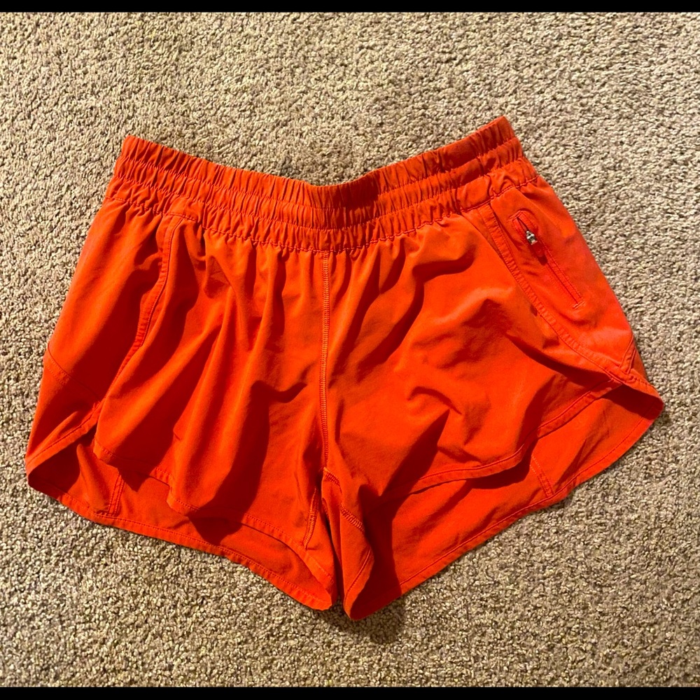 Lululemon tracker 4” short